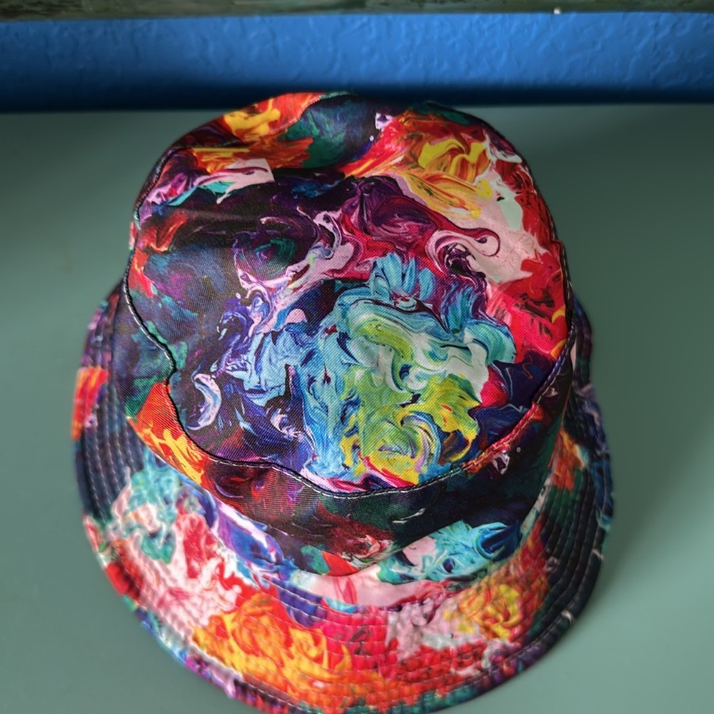 NWOT. Colorful Abstract Bucket Hat - Picture 3 of 6